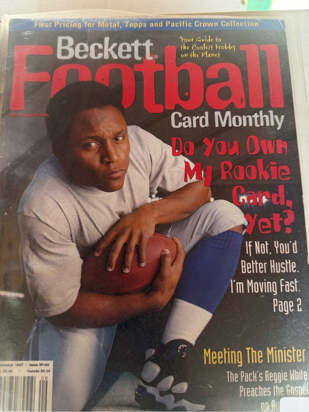 Football Card Monthly Magazine - Red Cover Beckett football price guy
